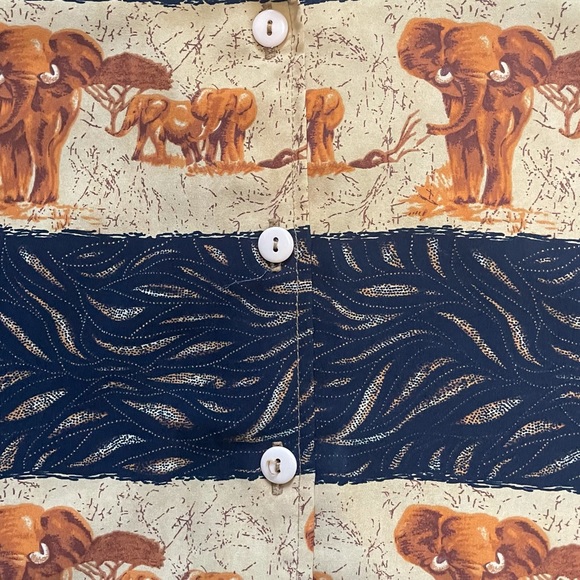 80s Large Animal print Nu look button up shirt - Picture 3 of 8